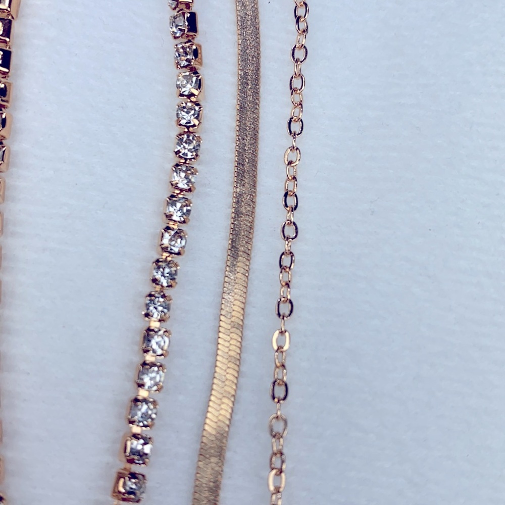 3 Pieces Tauro Letter Pendant Necklace - Picture 4 of 6
